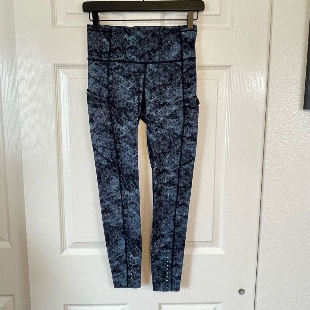 Lululemon 7/8 Tight Fairisle Multi Black Size 6 - Picture 10 of 11